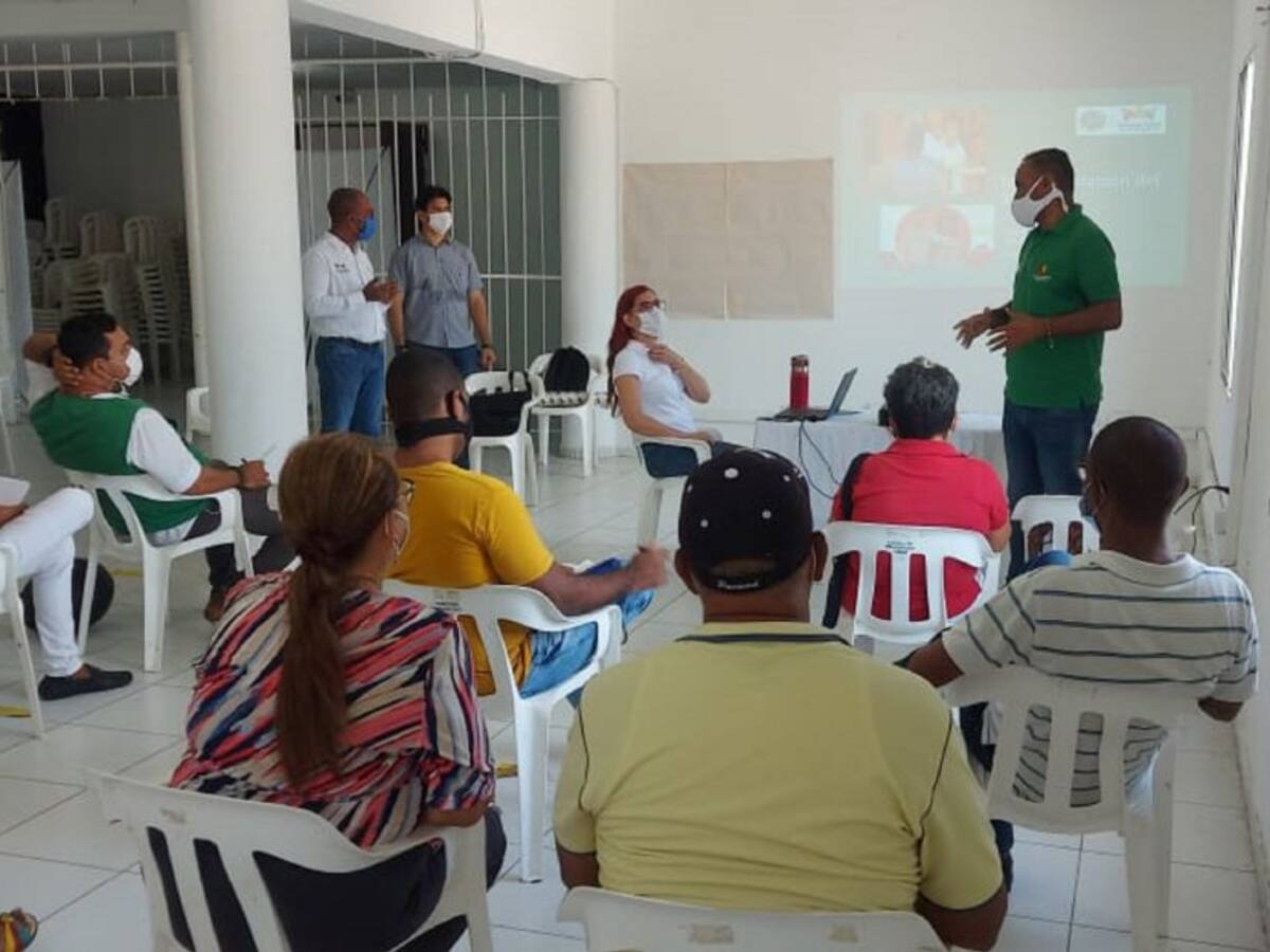 Convenio para promover diálogo y participación ciudadana en Cartagena