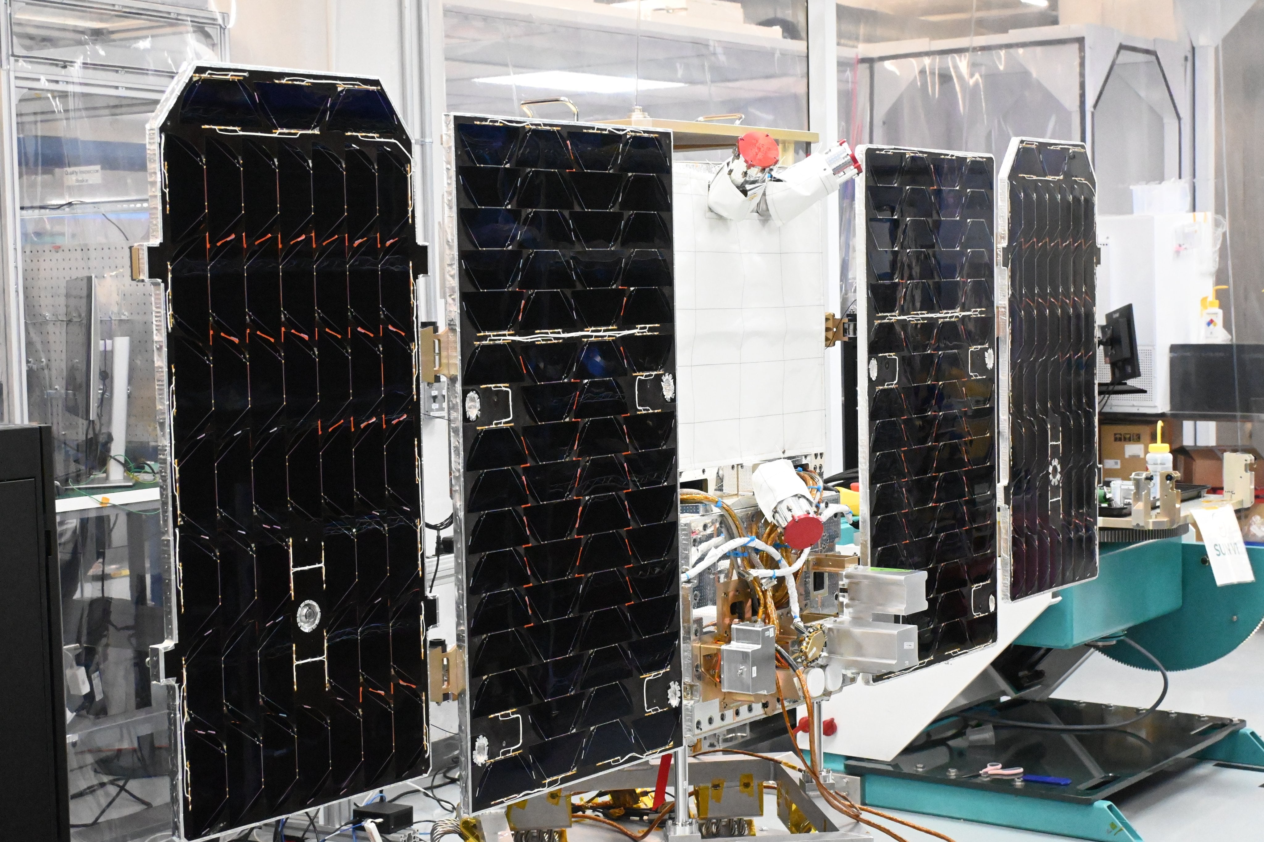 El satélite de prueba servirá como experimento para determinar si los centros de datos son funcionales desde el espacio y así reducir su instalación en tierra.
(Foto:   @planet )
