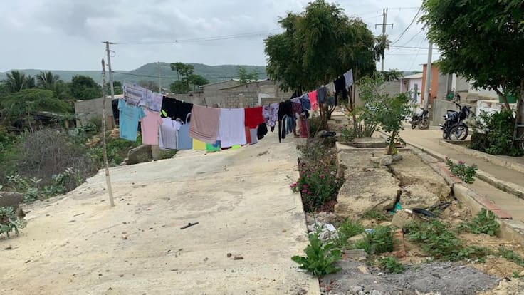 Caracol Investiga - LAS PROMESAS INCUMPLIDAS DE UNA CASA PROPIA PARA DAMNIFICADOS DEL INVIERNO EN EL ATLÁNTICO