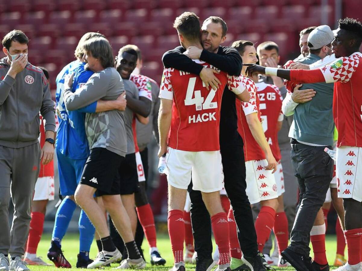 Mainz derrotó al Bayern Múnich y aplazó su título de la Bundesliga