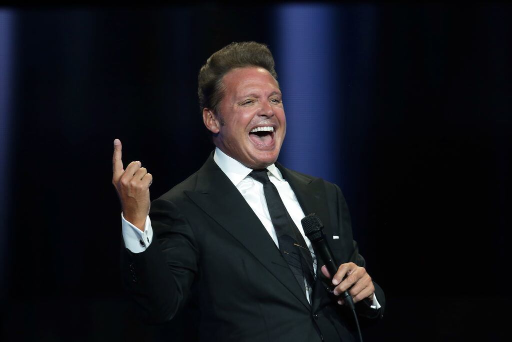 DALLAS, TX - MAY 25: Mexican singer Luis Miguel performs during a show as part of the 'Mexico por Siempre' Tour at American Airlines Center on May 25, 2018 in Dallas, Texas. (Photo by Omar Vega/Getty Images)