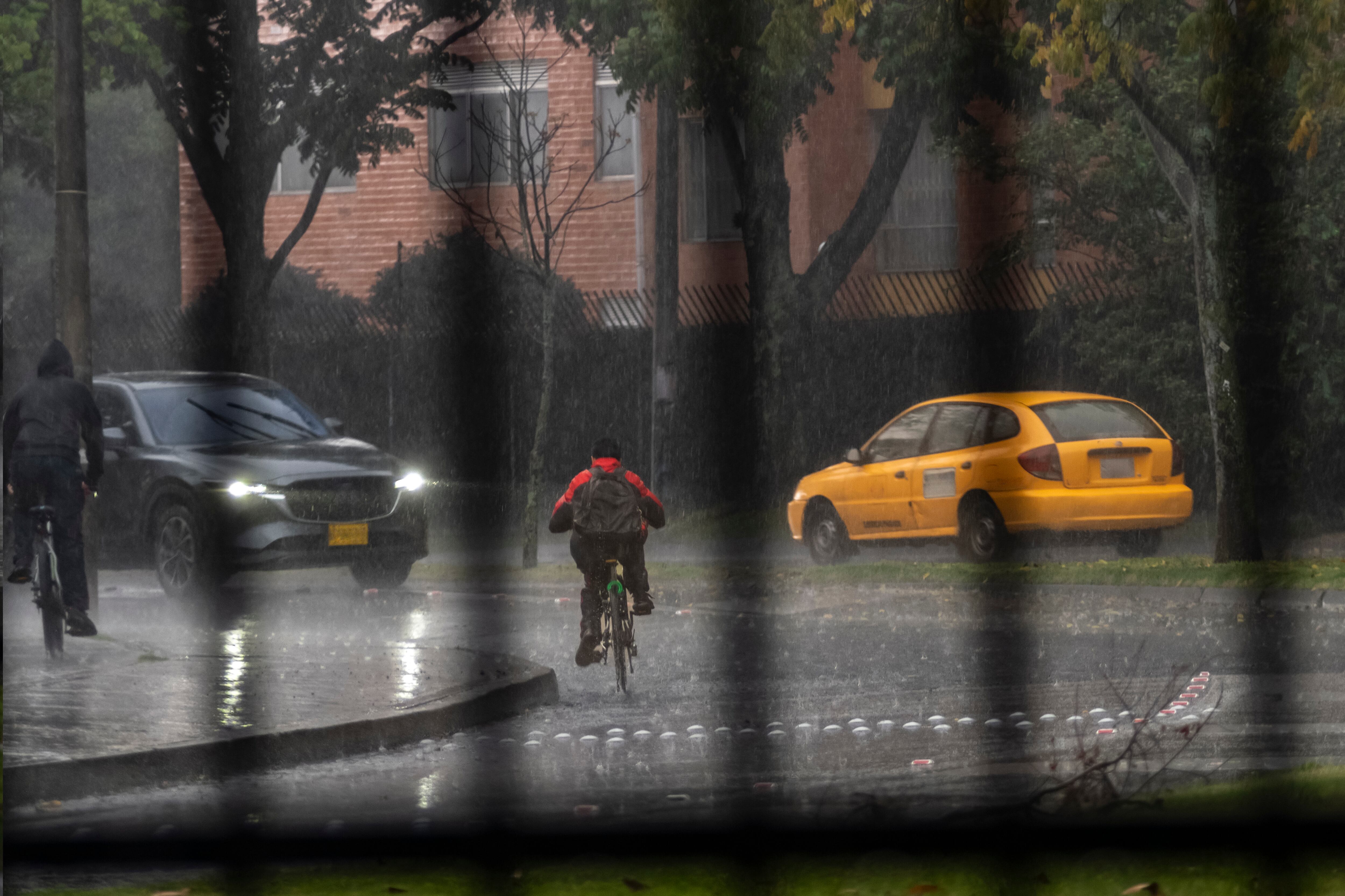 Lluvia en Bogotá. Imagen de referencia vía Getty Images