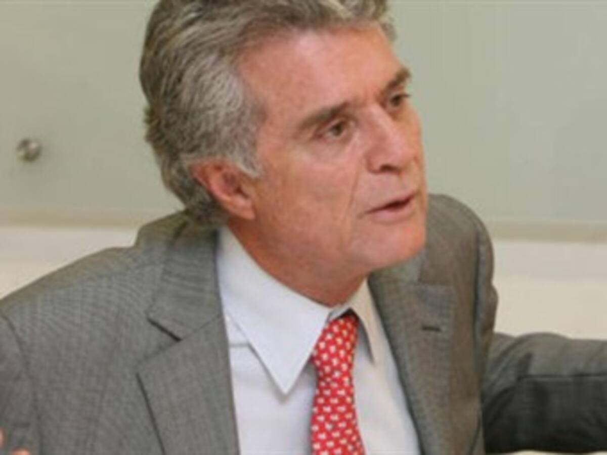 'Millonarios tiene listas las fórmulas de salvamento, pero falta que se de vía libre 'dijo Jose Roberto Arango