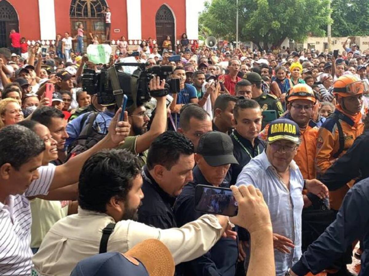 Petro propone reubicaciones voluntarias por riesgo del Canal del Dique