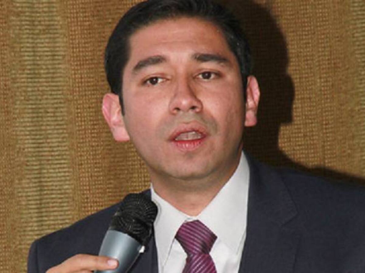 Abren investigación por caso de policías que recibieron sobornos del cartel Toga