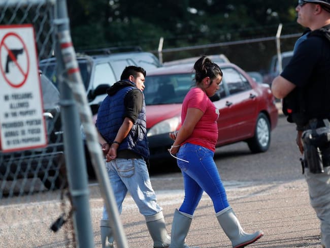 680 inmigrantes fueron arrestados en Misisipi