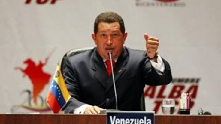Chavez pide a Santos eliminar el acuerdo militar con EE.UU.