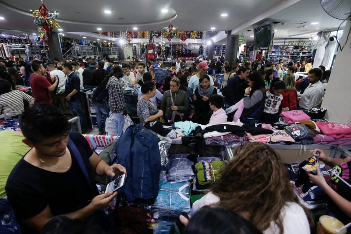 El sector es conocido por vender a mejores precios todo tipo de artículos y prendas de vestir.