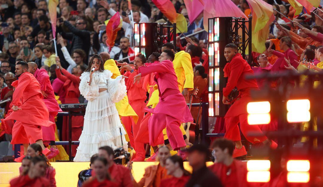 Camila Cabello en la Champions League. 
