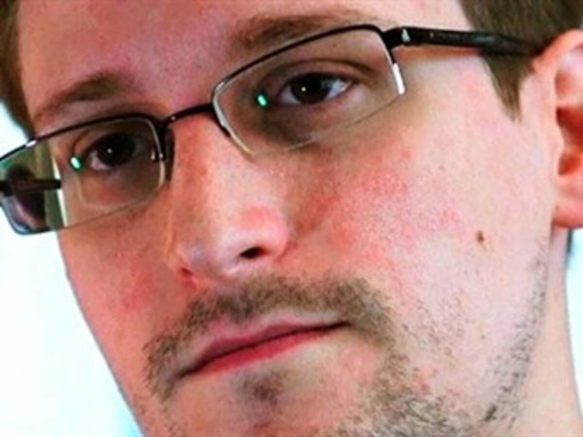Edward Snowden sigue atrapado en el aeropuerto de Moscú