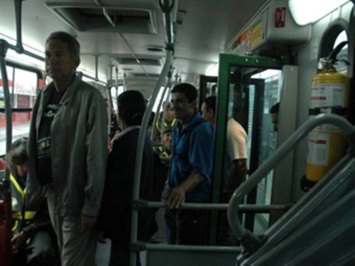 Desde el Congreso insistirán en buses exclusivos para mujeres