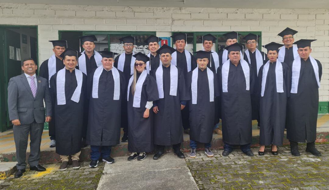 El próximo año se esperan que otras 2.000 personas obtenga su título. 