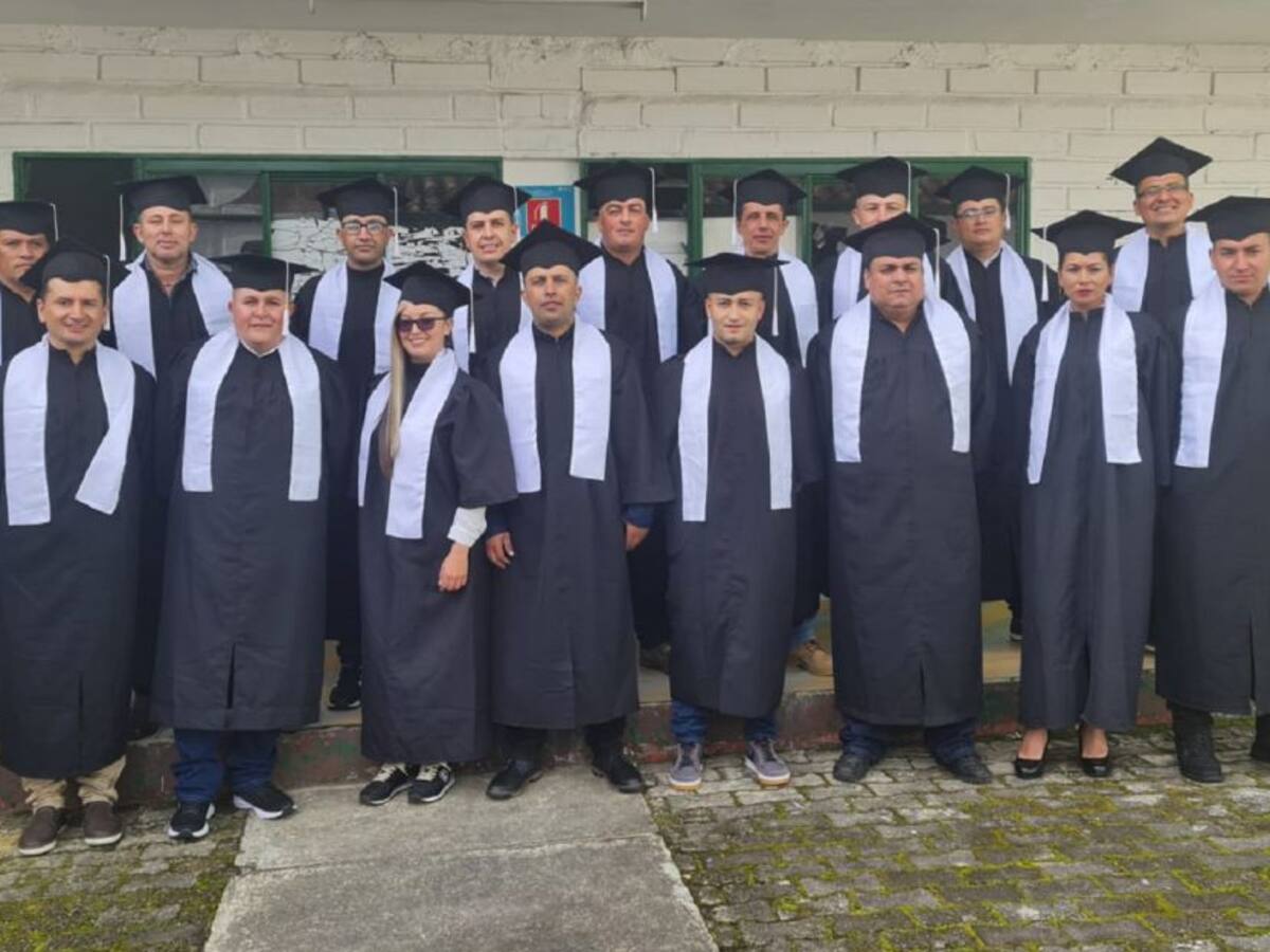 Más de 260 guardas obtuvieron su título en "Seguridad Integral"