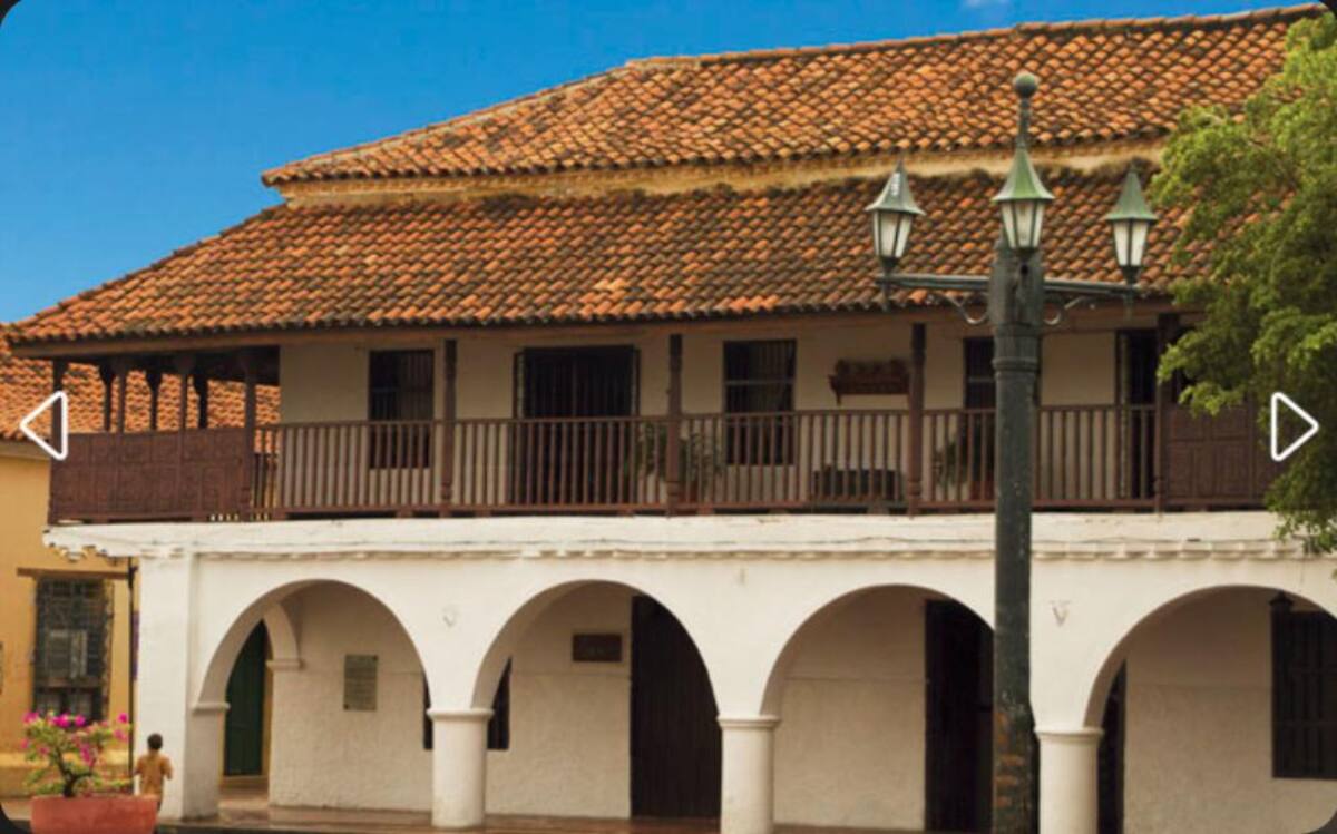Habitaciones con todas las comodidades, restaurantes y ubicación céntrica son algunas de las ventajas que ofrece el Hotel Sicarare además de las tarifas especiales para Semana Santa en Valledupar.