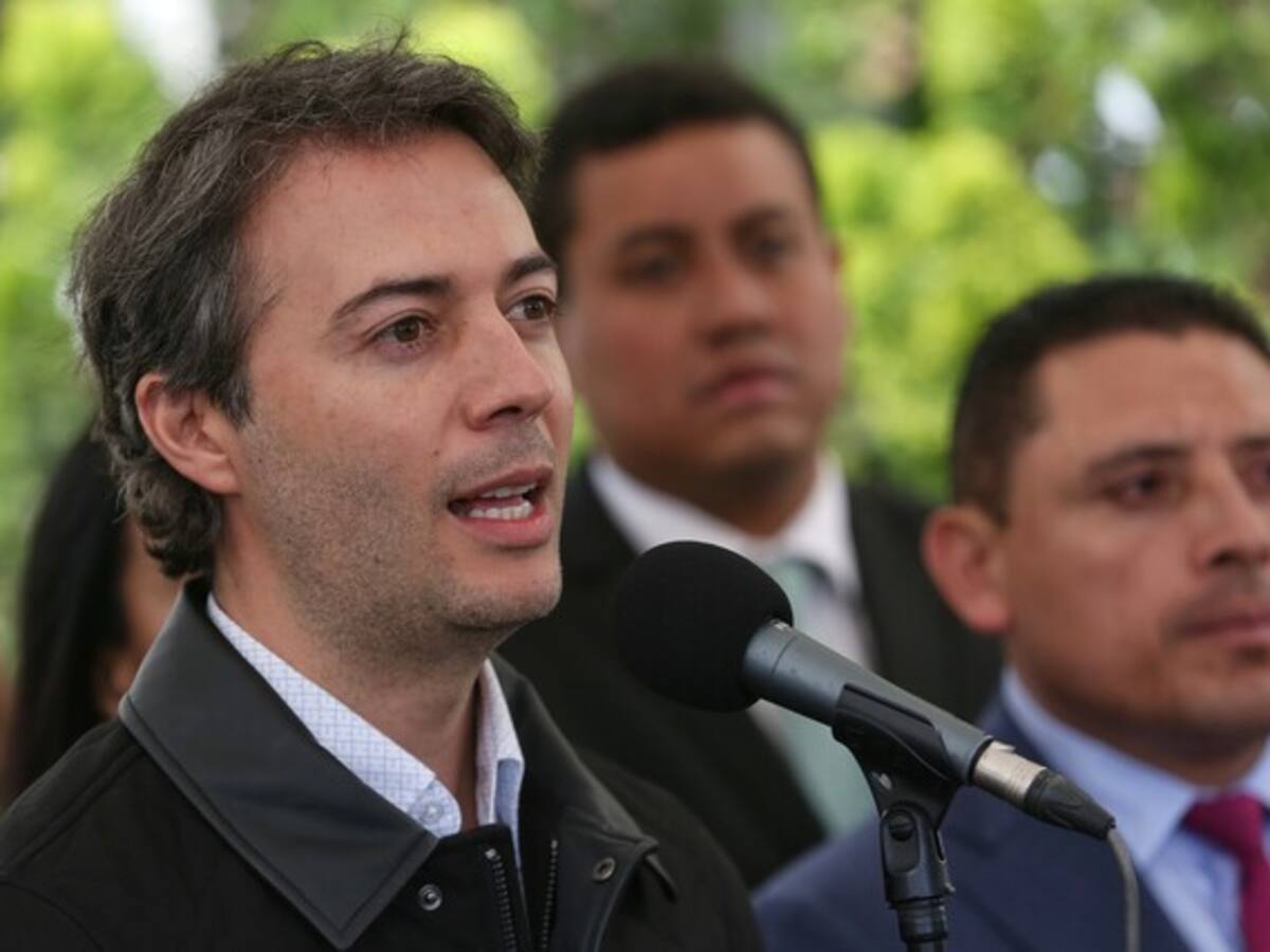 Daniel Quintero no aceptó cargos por participación indebida en política