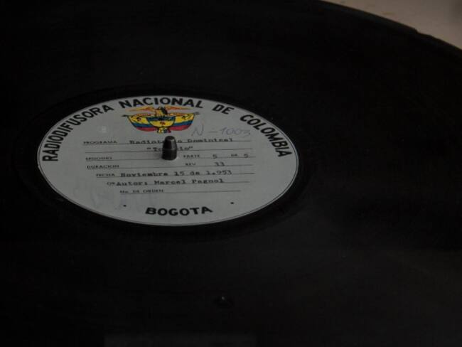 ¿Cuál es la diferencia entre La Radio y El Radio?