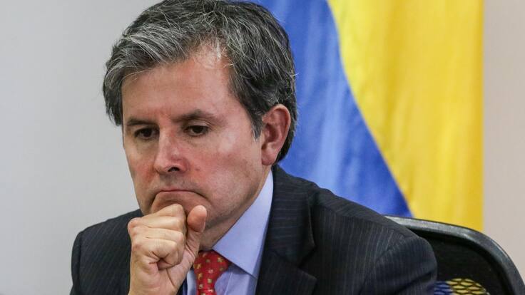 José Roberto Acosta, director de Crédito Público de MinHacienda, dejaría su cargo: esta es la razón