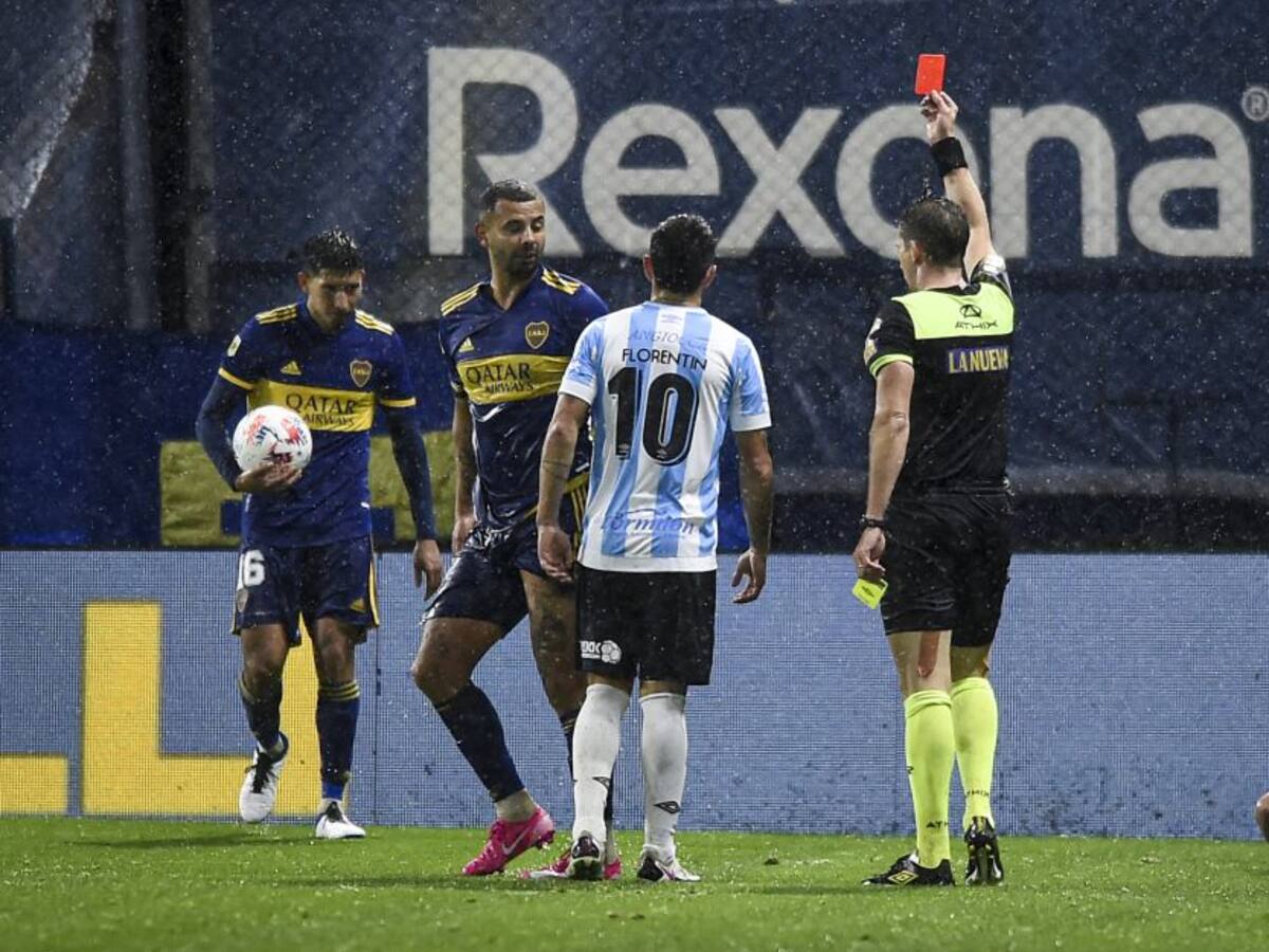 Edwin Cardona, héroe y villano en empate de Boca Juniors