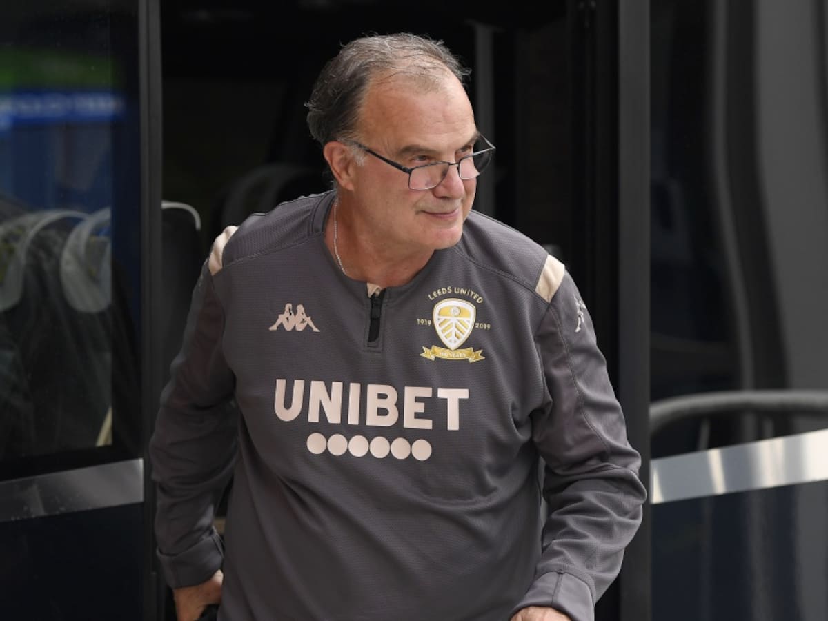 La felicidad de Bielsa tras lograr el ascenso del Leeds a la Premier League