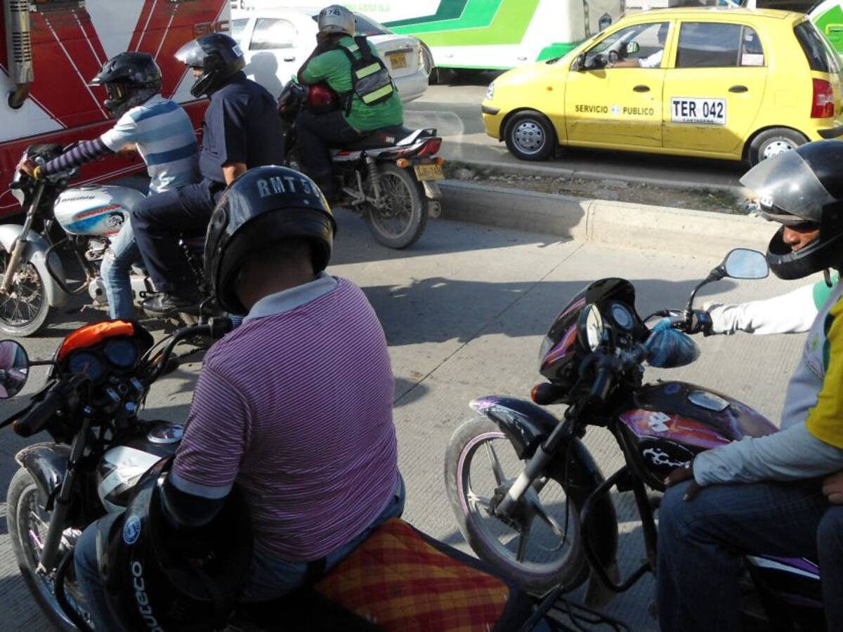 El miedo anda en moto en Cartagena