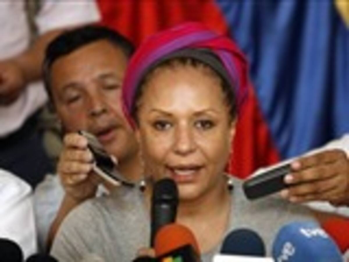 “Esperamos estar regresando en las horas de la tarde con Alan Jara aquí a Villavicencio”: Piedad Córdoba