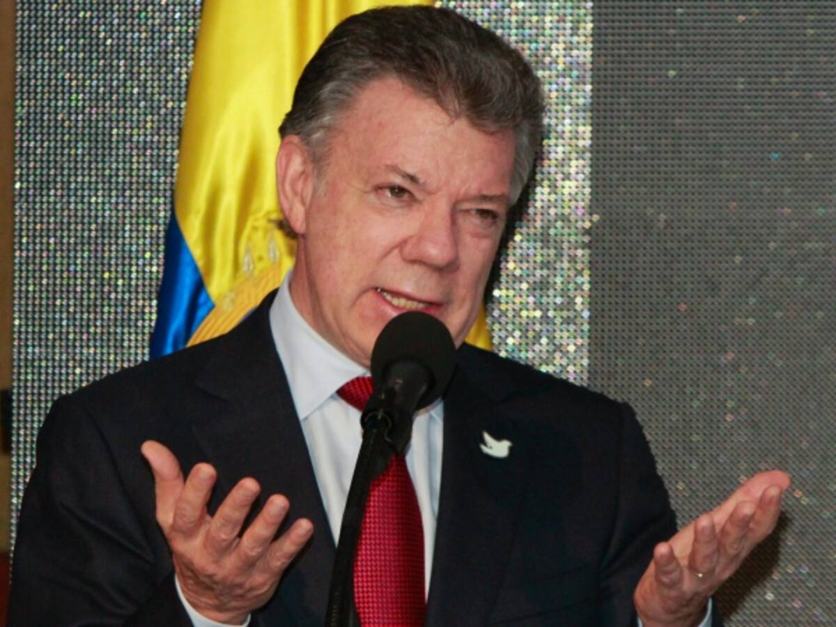 En Colombia 7 de cada 10 personas están en la clase media: Santos