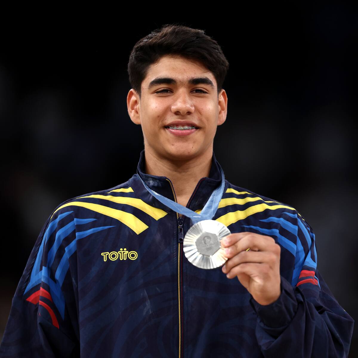 Unisimón ofrece beca al medallista olímpico Ángel Barajas