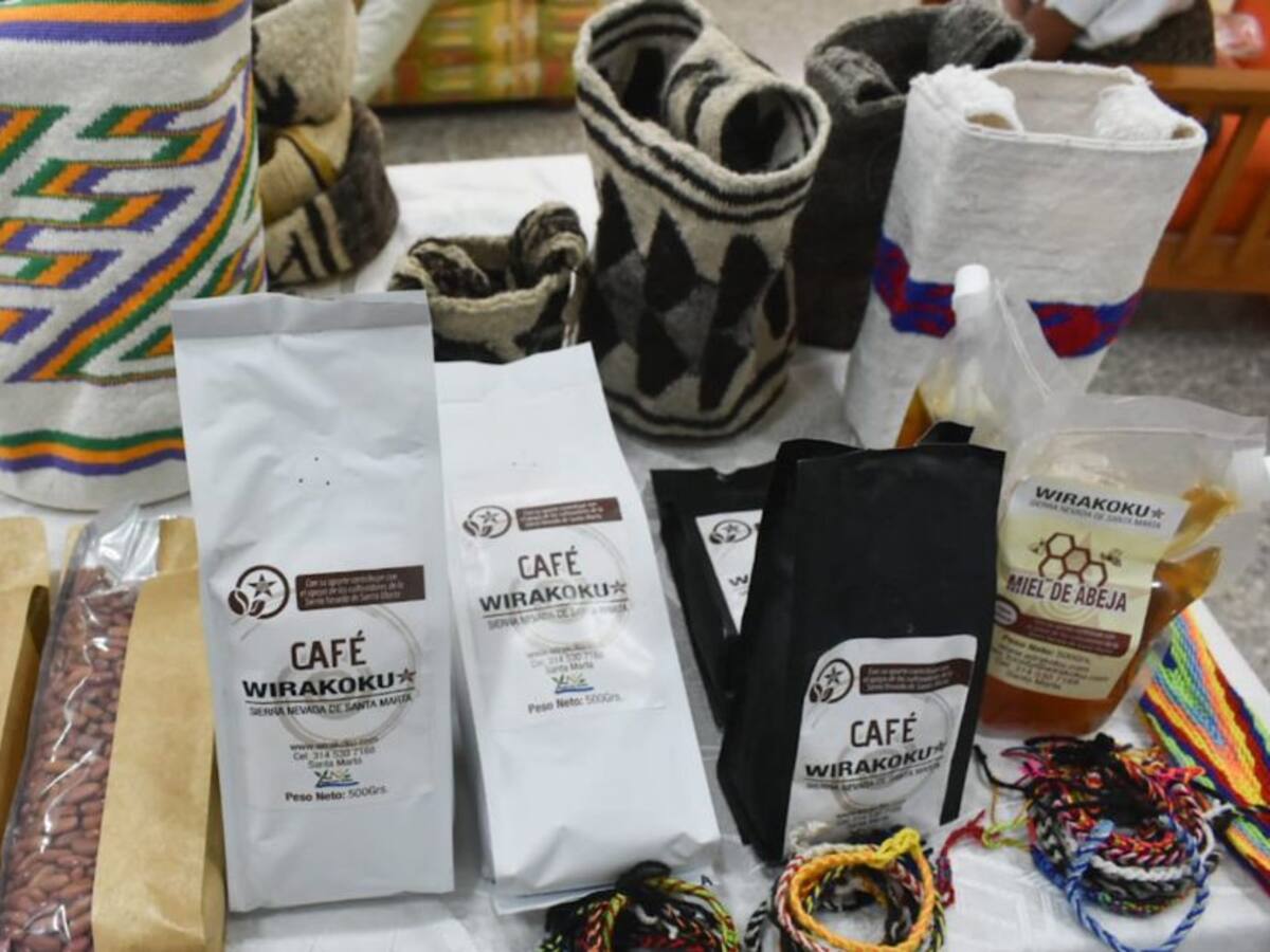 Productos hechos por manos indígenas reciben apoyo para su comercialización