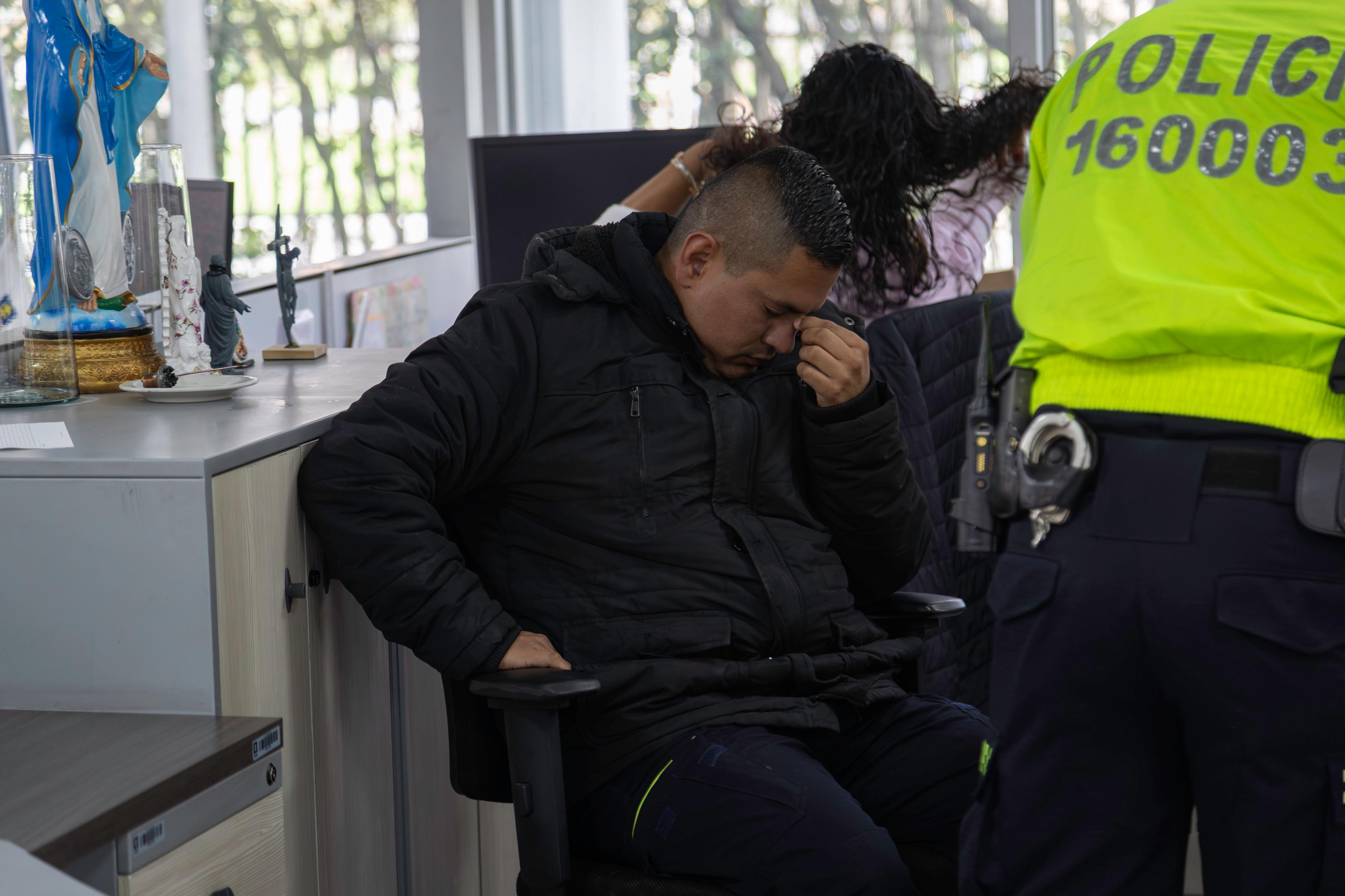 Uno de los cuatro policías capturados por la muerte de Donoban Balanta Paz. Foto: Fiscalía.