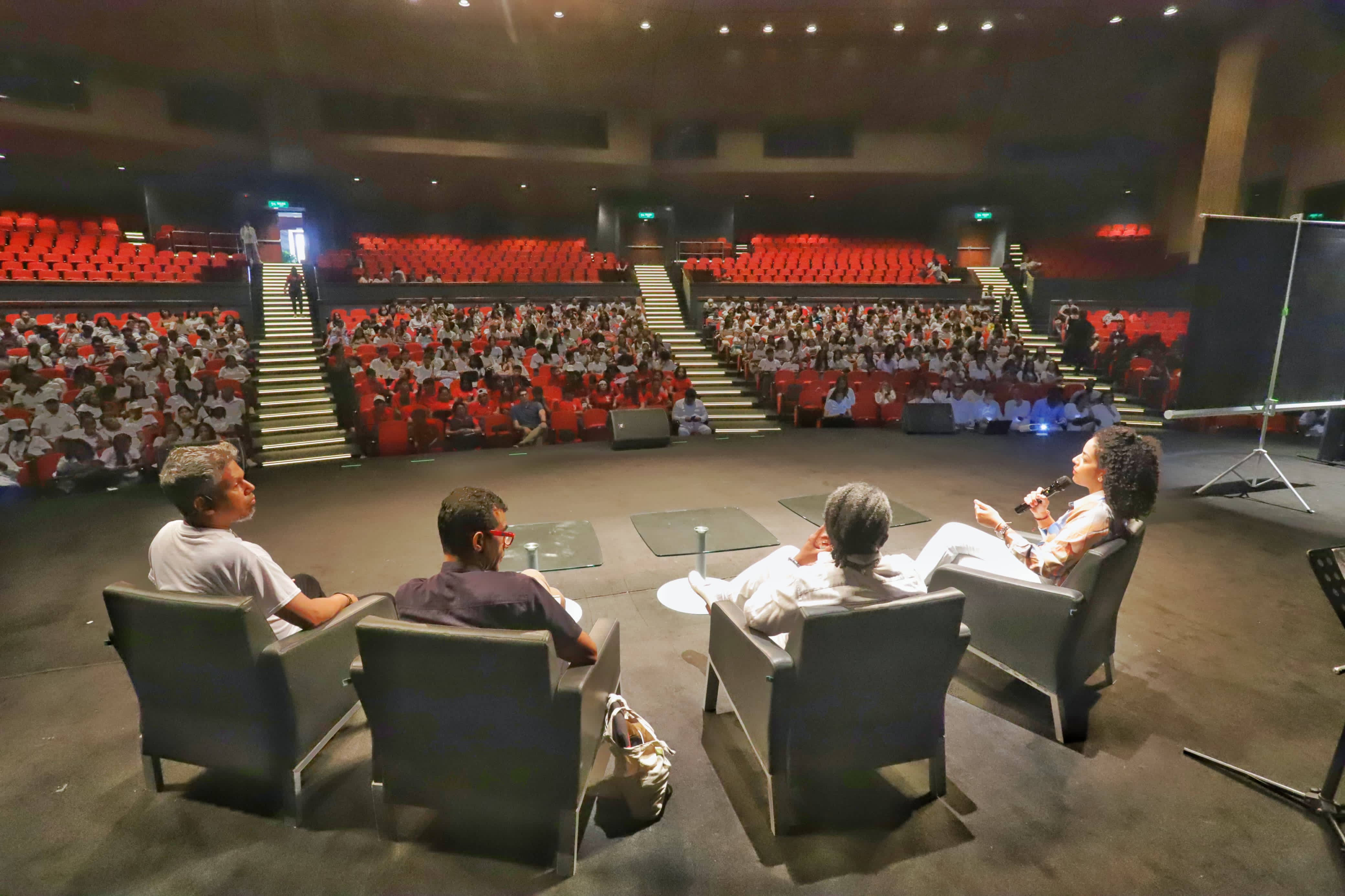 Cartagena forma a más de 25 mil estudiantes como futuros líderes del turismo