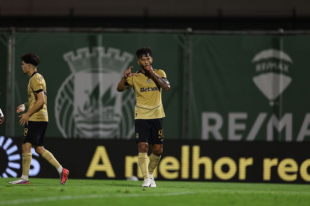 Vila do Conde, PORTUGAL - AUGUST 28: Luis Suarez of Sporting CP celebrates goal during the Liga Portugal Betclic 2026/27 match between Rio Ave and Sporting CP at Estadio dos arcos, on August 28, 2026 in Vila do Conde, Portugal. (Photo by Luis Eiras/NurPhoto via Getty Images)