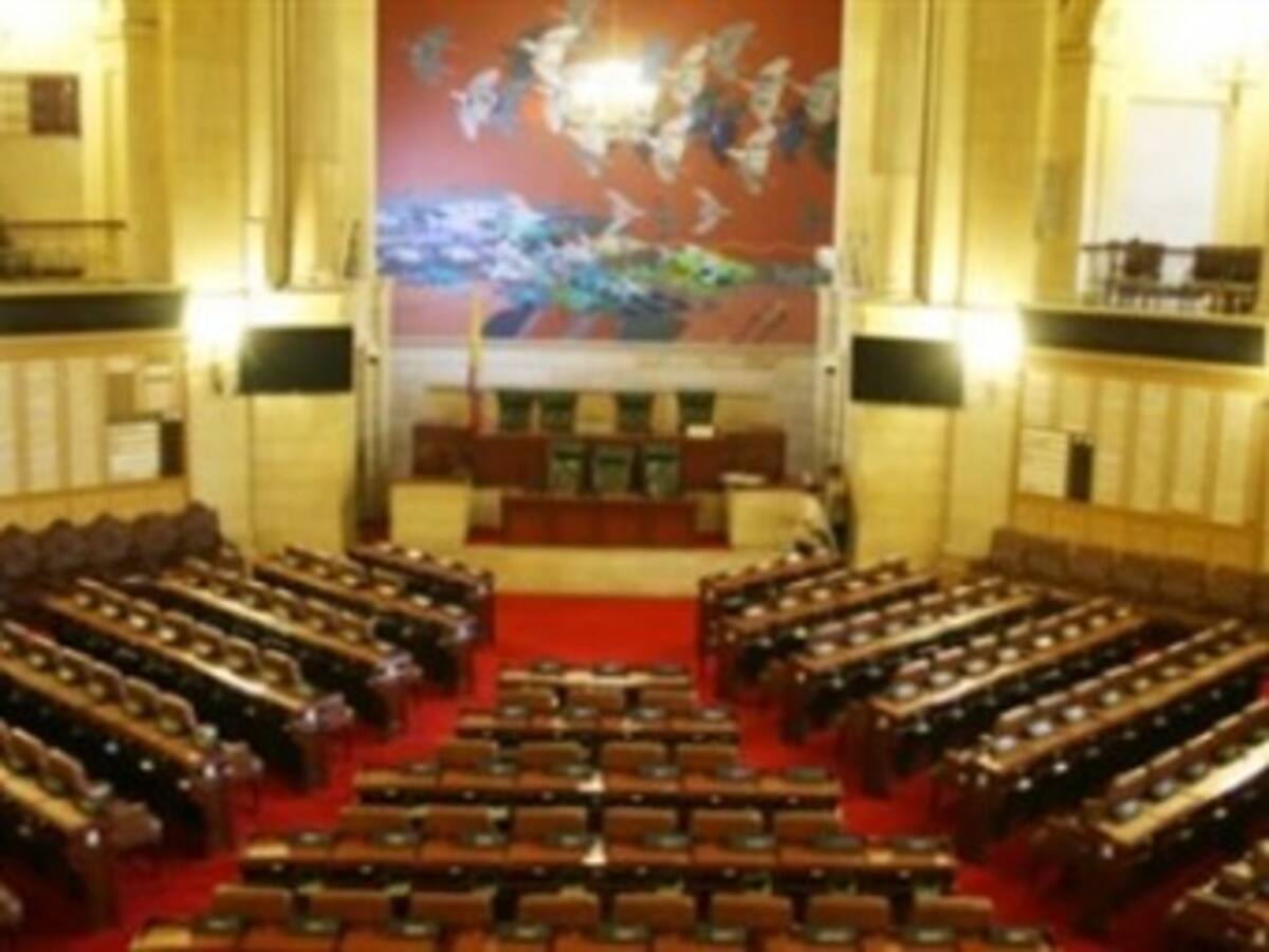 Partidos piden replanteamiento de gabinete tras crisis de la Reforma