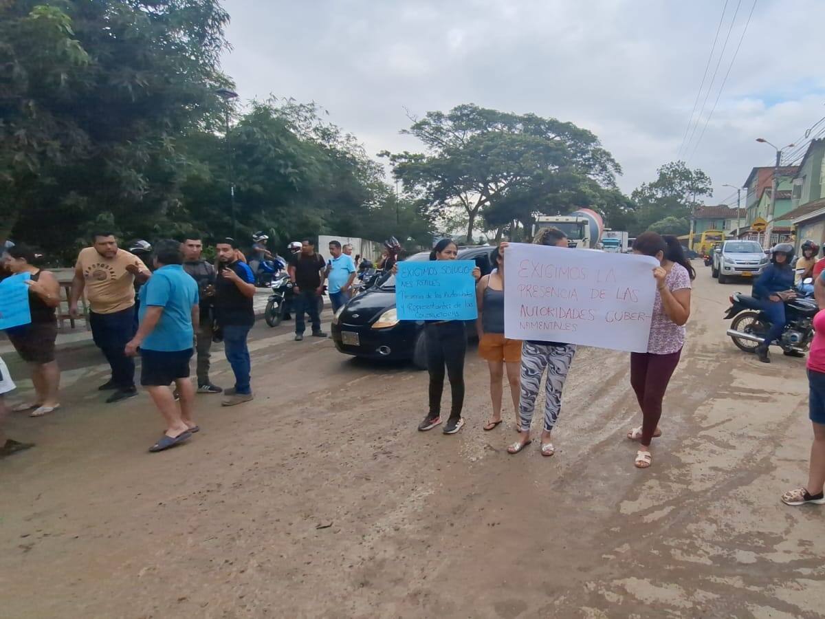 La protesta del día: Barrio Carrizal Campestre, Girón