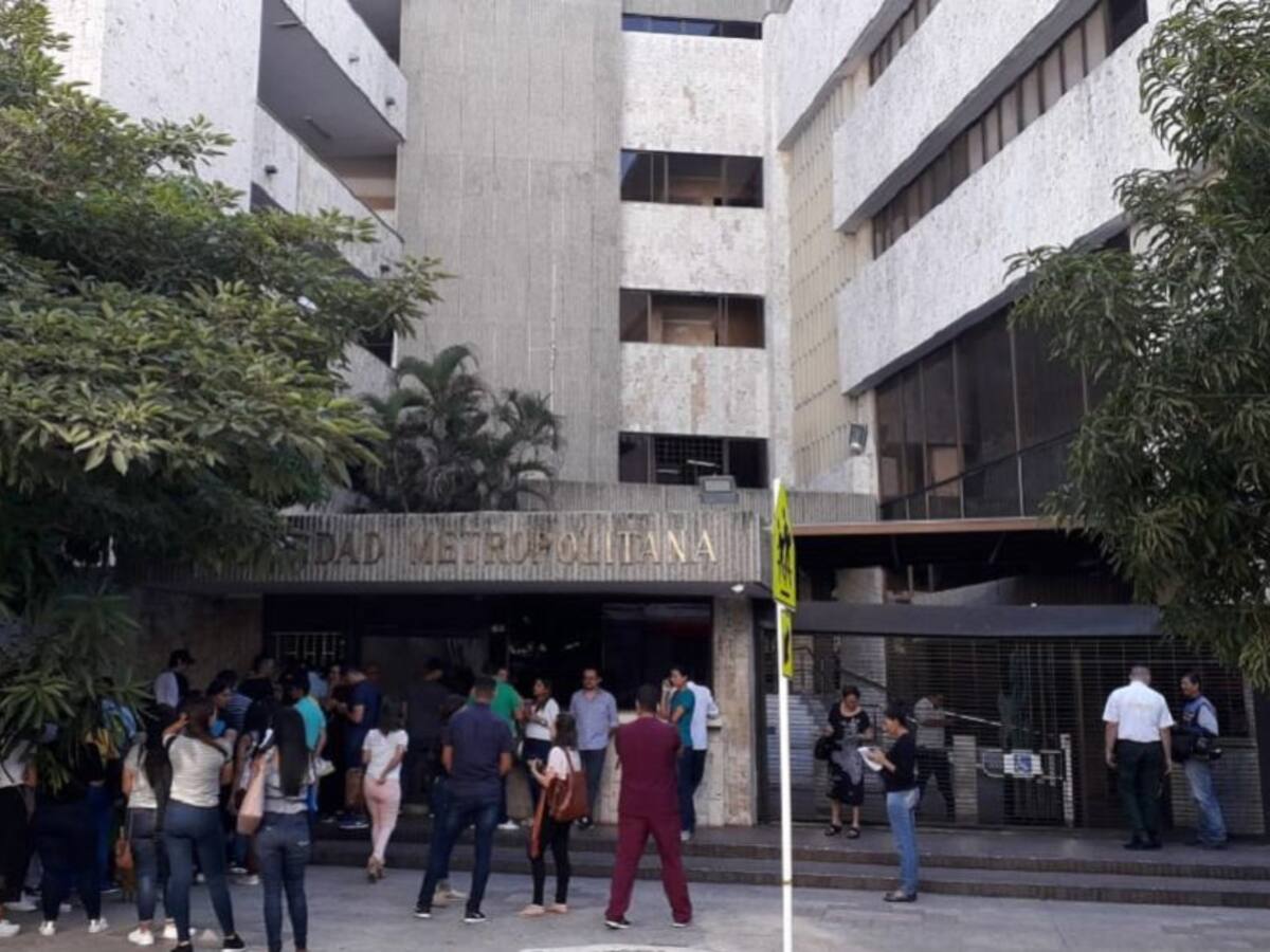Juez ordena a la Unimetro matricular a 60 estudiantes a especializaciones