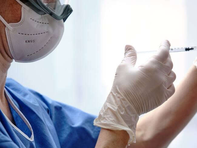 ¿Por qué debo esperar 3 meses para vacunarme después de un contagio de Covid-19?