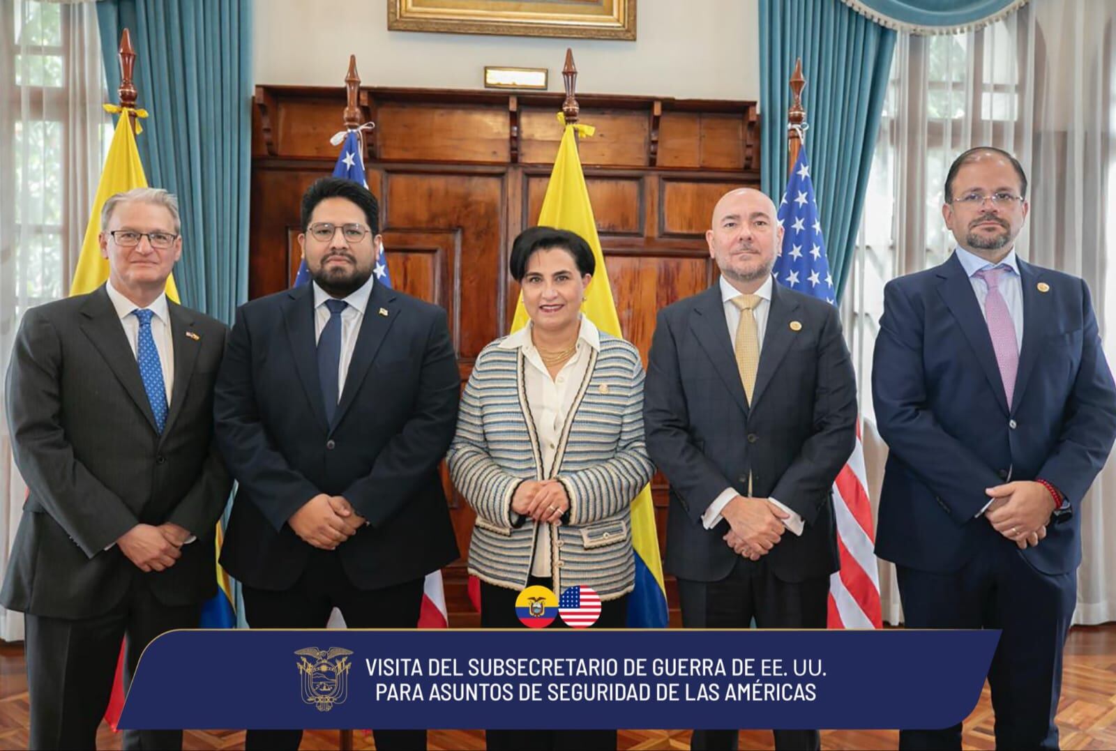 El subsecretario de Guerra de EE.UU. visita Ecuador. Foto: Ministerio del interior Ecuador