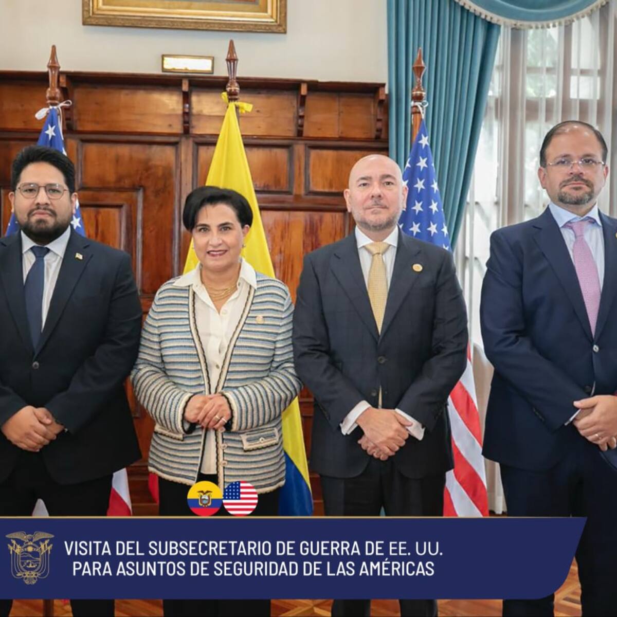 El subsecretario de Guerra de EE.UU. visita Ecuador para reforzar la frontera con Colombia
