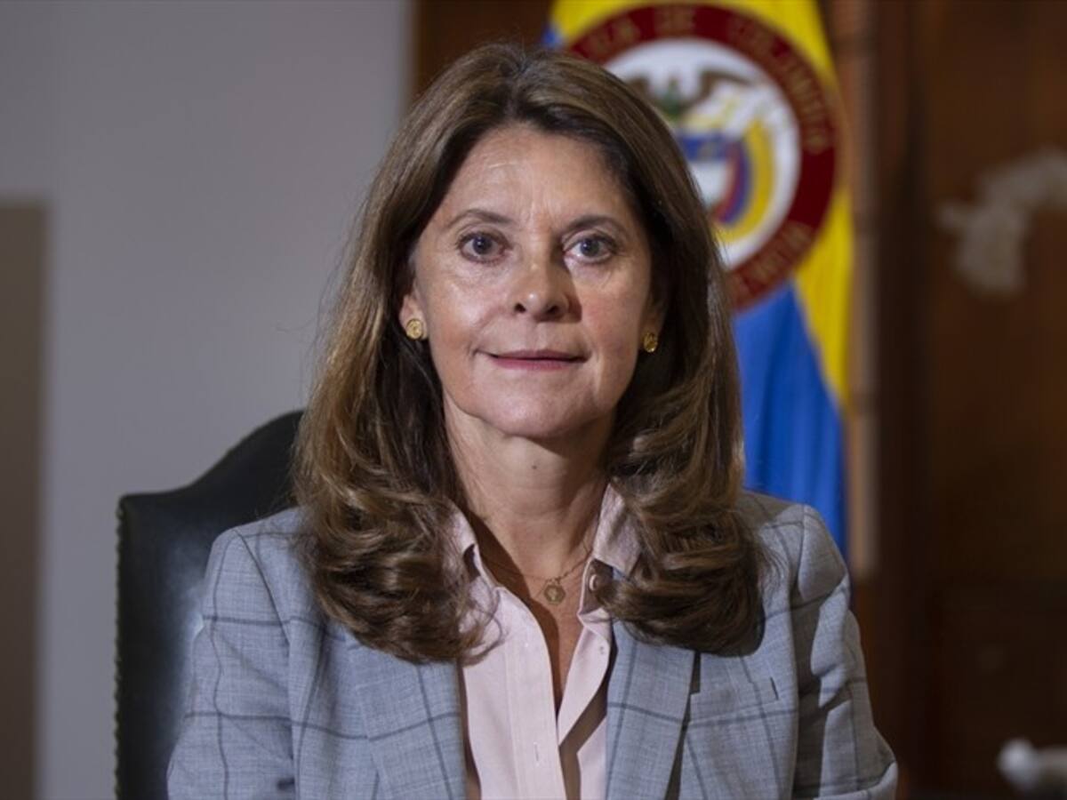 Se debe revisar la dosis del glifosato para que no afecte la salud: Marta Lucía Ramírez