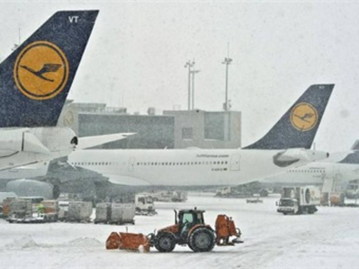 Temporal de nieve paraliza a buena parte de Europa