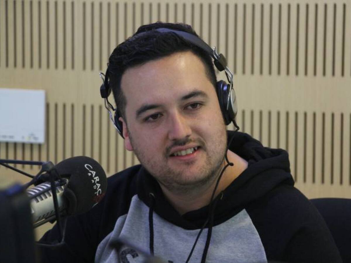 Chris Mosquera en Una Serenata al Oído