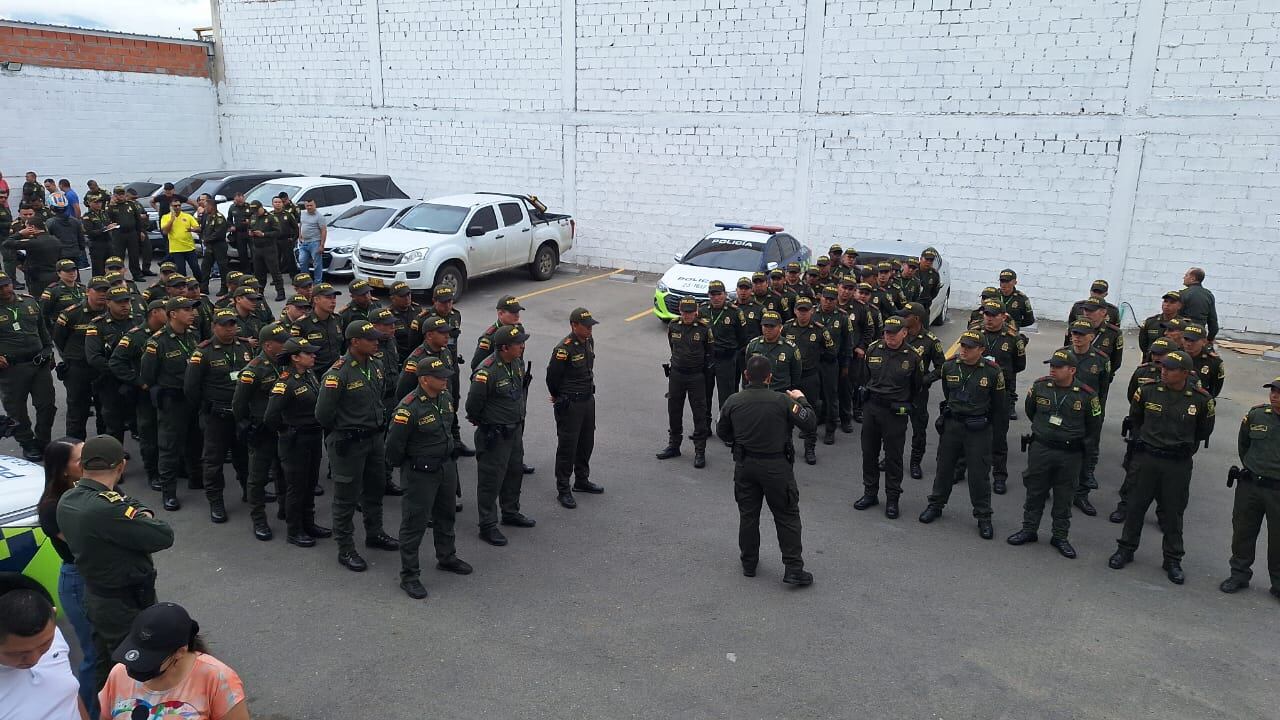 Más de 1.700 que se encuentran en los 33 municipios de la jurisdicción. Foto Policía Huila.