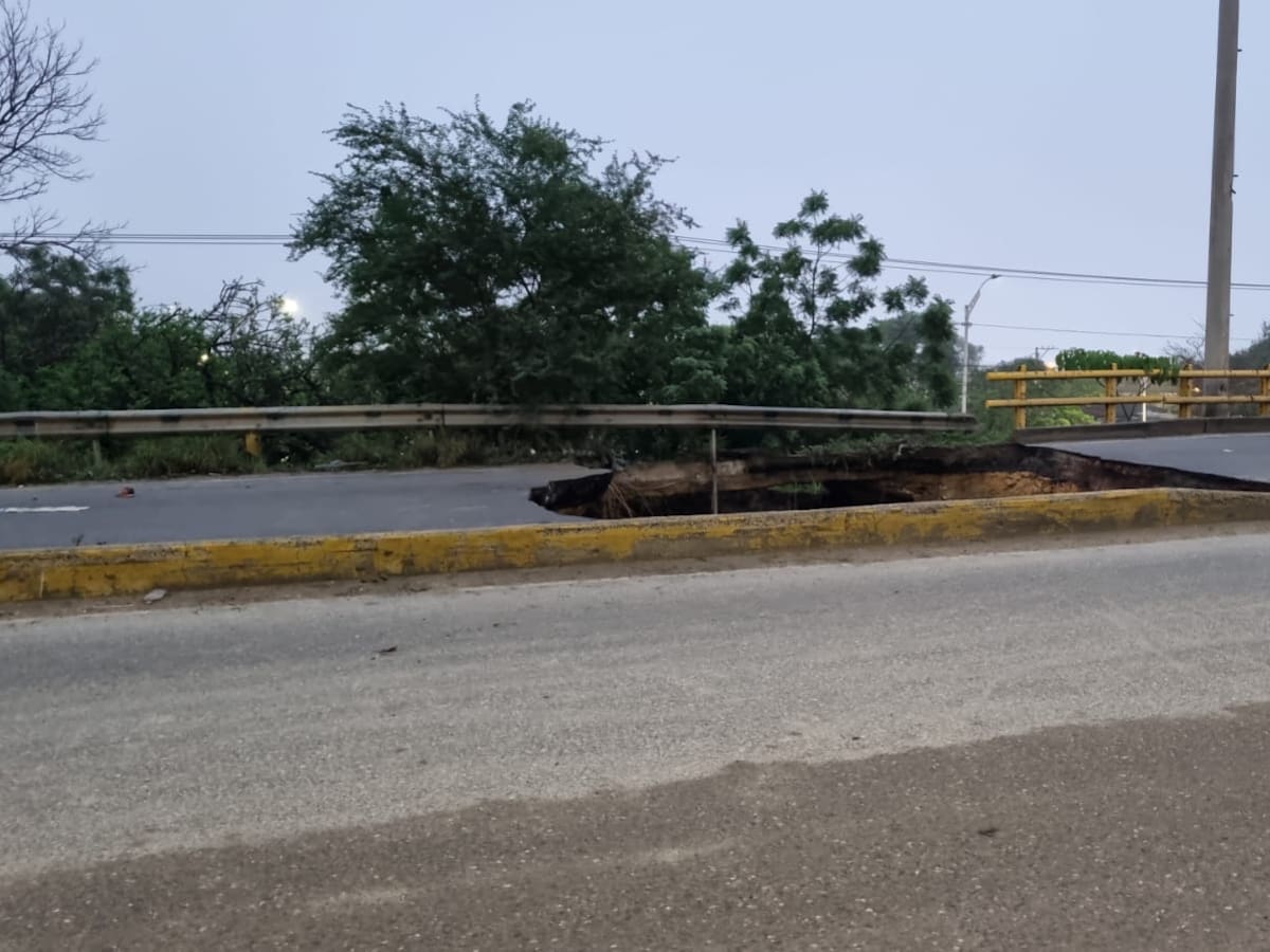 “A finales de septiembre se tendría transitabilidad en el puente de la calle 30”: Invías