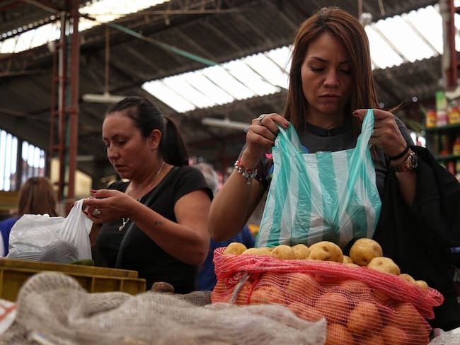 Derrumbes en la vía Panamericana compromete la producción agrícola de Nariño