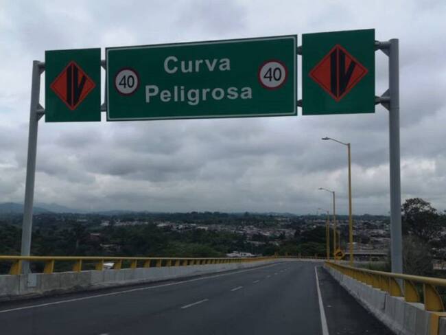 INVÍAS PUENTE HELICOIDAL