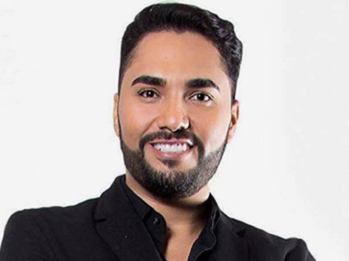 Miguel Becerra atractivo en el Caliexposhow