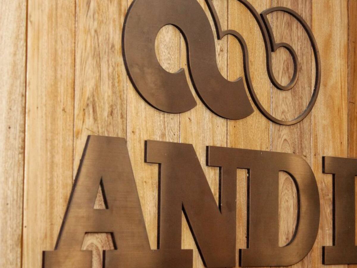 Empresarios hacen un llamado al Gobierno a concertar una reforma tributaria