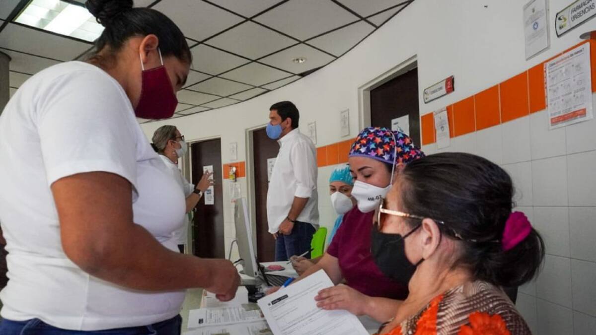 10 mil dosis de vacunas al día esperan aplicar en Santander
