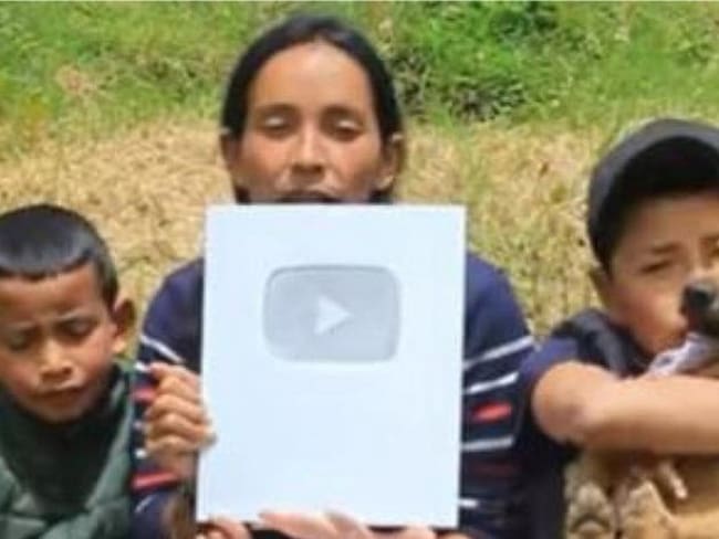 ¡Éxito rotundo! El canal Nubia e hijos ganó placa de plata de Youtube