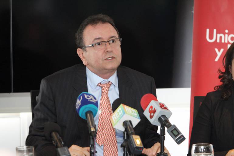 Gobernador de HuilaCarlos Mauricio Iriarte Barrios