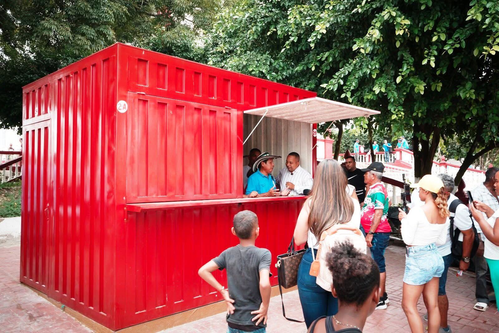 Santa Rosa le da vida a su plaza principal: la apuesta del alcalde Harvis Bello por el emprendimiento y la formalización